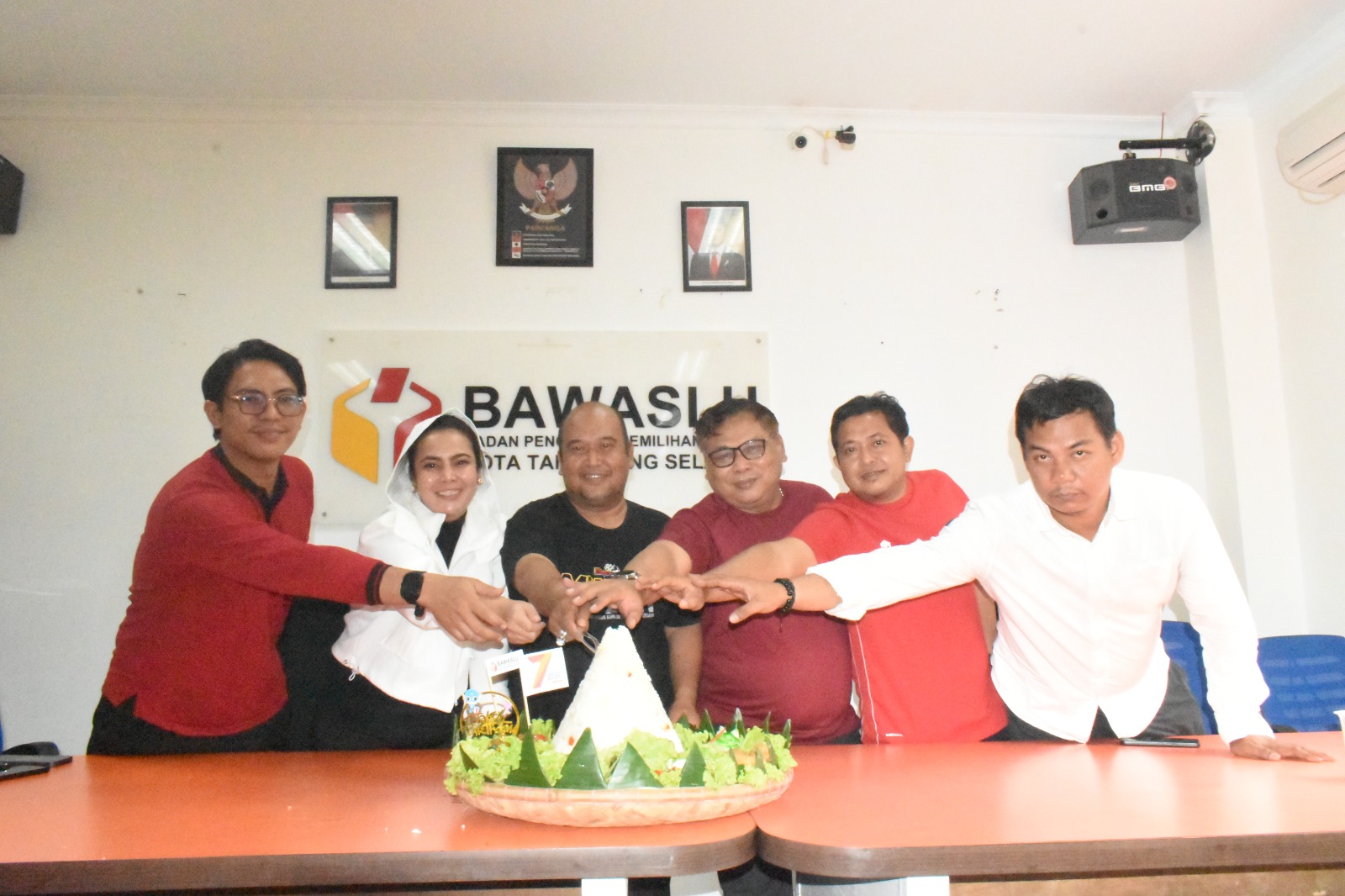 Bawaslu Tangsel Gelar Tasyakuran HUT ke-7 Bawaslu KabupatenKota se-Indonesia