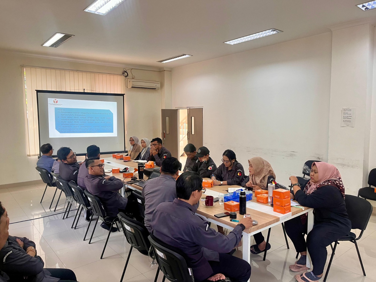 Rapat Teknis Penangan Pelanggaran Temuan dan Laporan Pelanggaran Pemilu, Selasa (29/7).