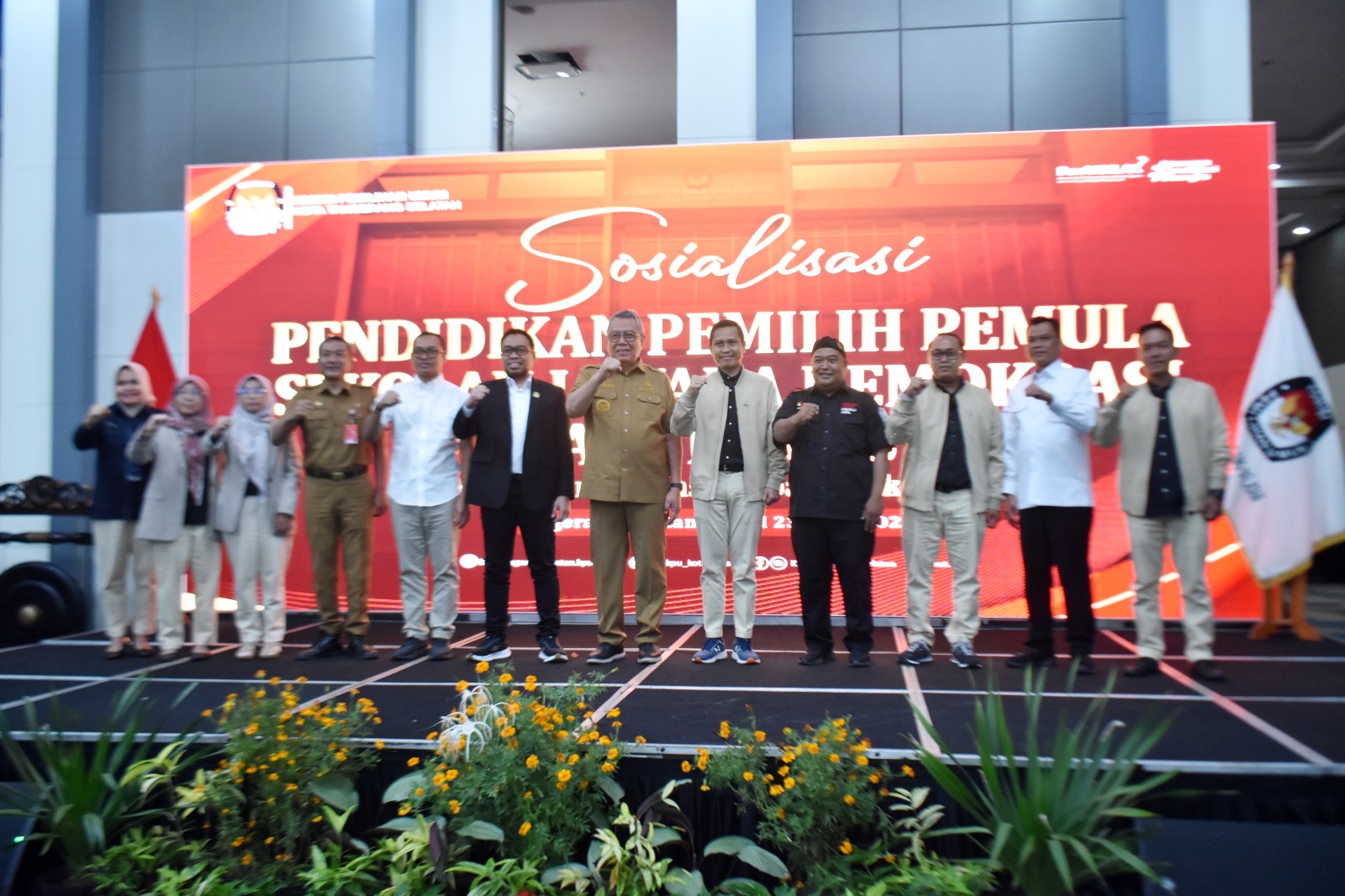 Perkuat Edukasi Politik, Ketua Bawaslu Tangsel Hadiri Pembukaan Sekolah Jawara Demokrasi 2026