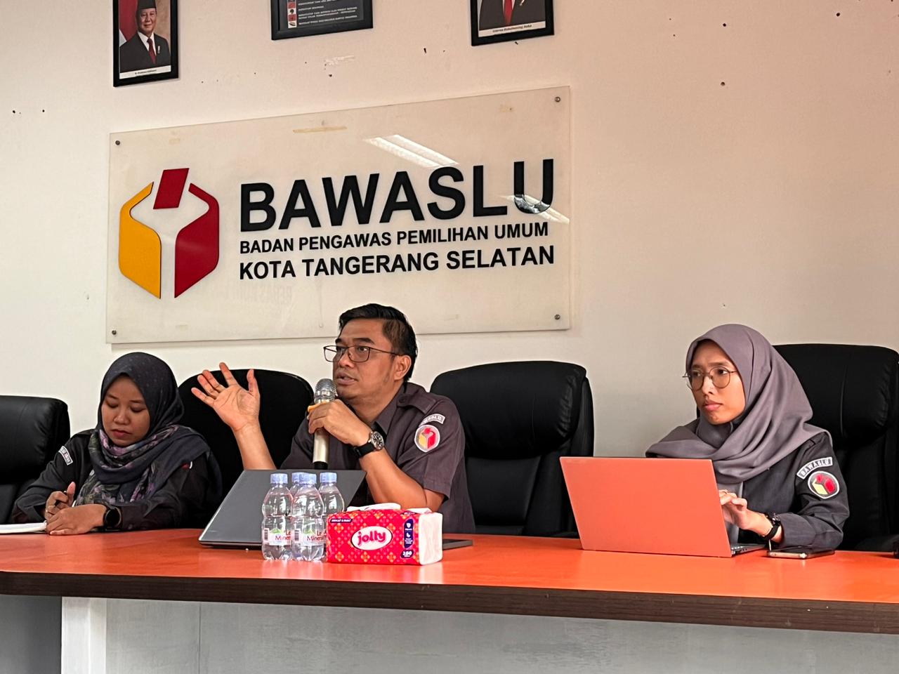 Tingkatkan Kapasitas Persuratan dan Pengarsipan, Bawaslu Kota Tangerang Selatan Laksanakan Pelatihan Tata Naskah Dinas