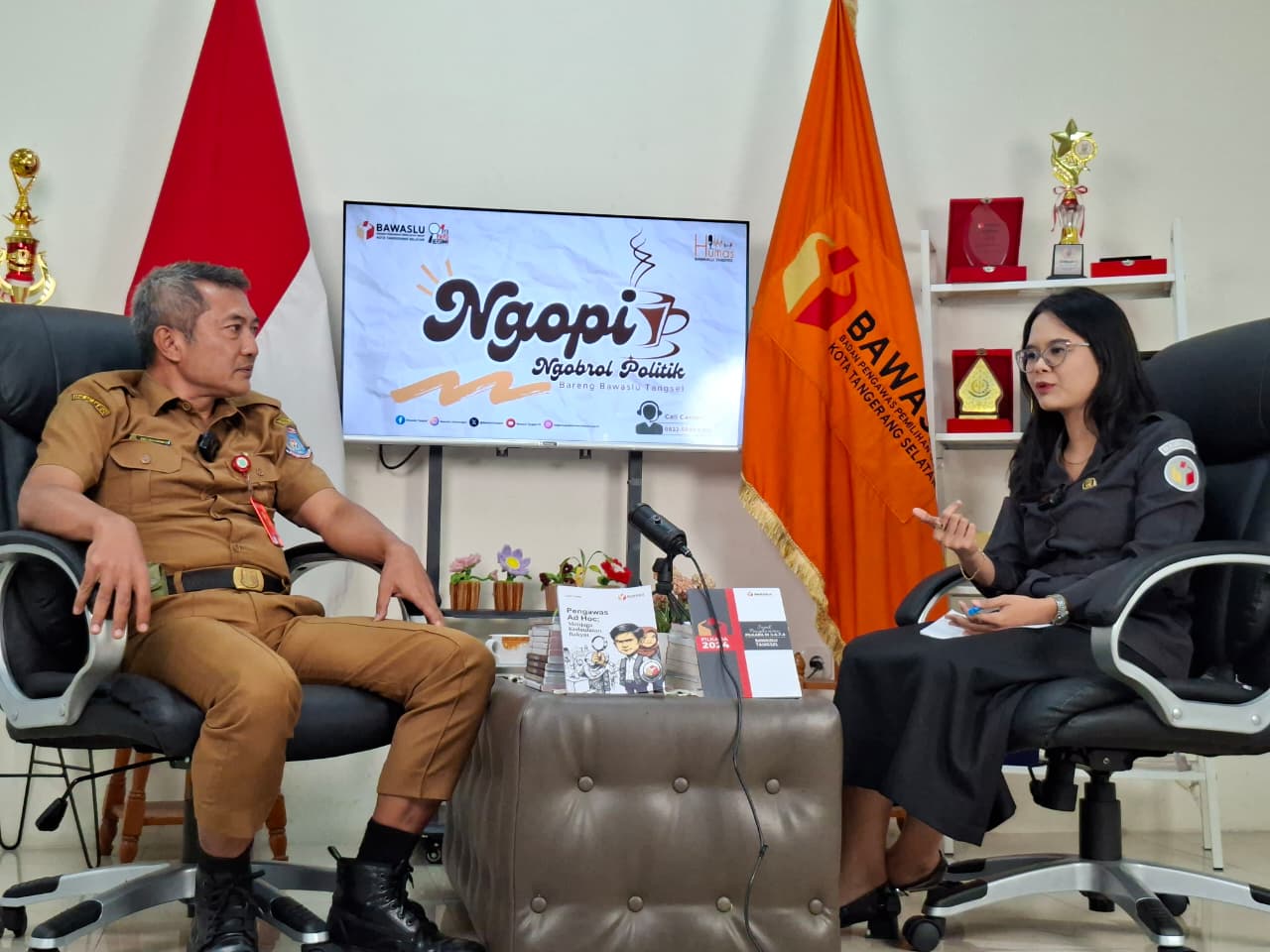 Bawaslu Tangsel Laksanakan Ngobrol Politik Bersama Kesbangpol, Dorong Kesadaran Politik dan Demokrasi yang Berkualitas