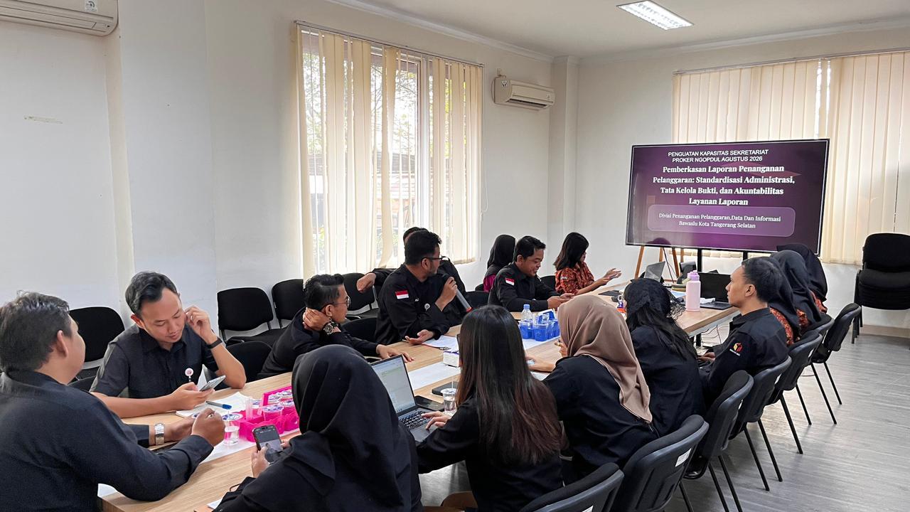 Jaga Akuntabilitas Layanan Laporan, Bawaslu Tangsel Laksanakan Peningkatan Kapasitas Pemberkasan Laporan Penanganan Pelanggaran