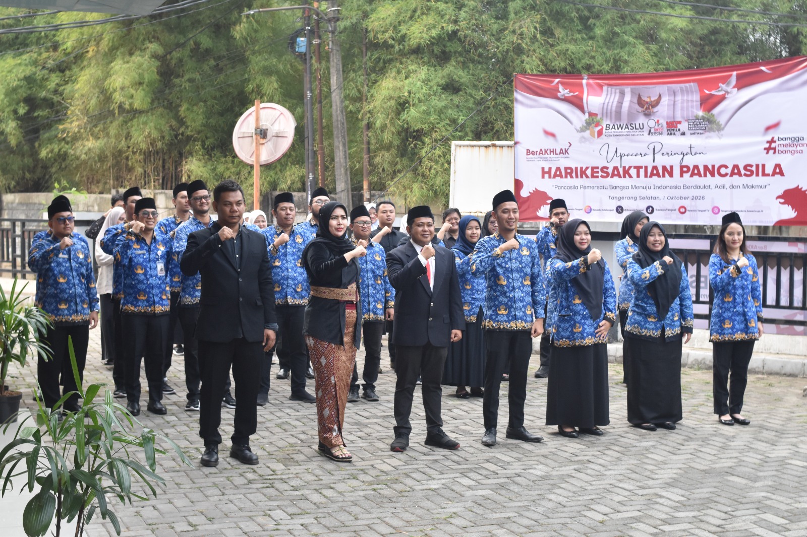 Bawaslu Kota Tangerang Selatan Laksanakan Upacara Peringatan Hari Kesaktian Pancasila