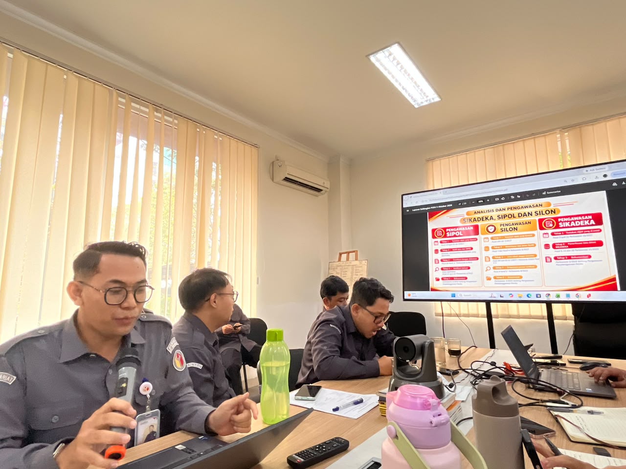 Bawaslu Kota Tangerang Selatan Laksanakan Analisis dan Pengawasan SIKADEKA, SIPOL, dan SILON