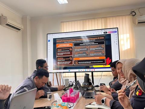 Dokumentasi apel rutin senin pagi dilingkungan bawaslu kota tangerang selatan, senin 27 juli 2026