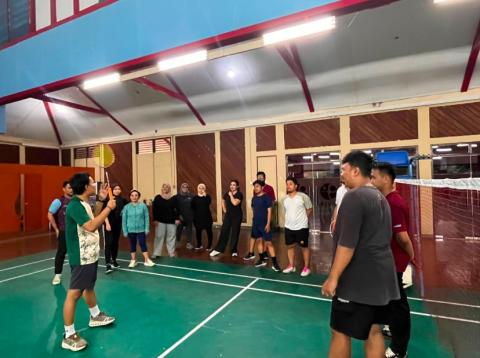 Rabu Sehati merupakan kegiatan rutinan yang dilaksanakan setiap hari Rabu di lingkungan Bawaslu Kota Tangerang Selatan. Selain agar tubuh menjadi sehat dan bugar, harapannya, kegiatan ini dapat meningkatkan kebersamaan dan kerja sama tim di internal Bawaslu Kota Tangerang Selatan.