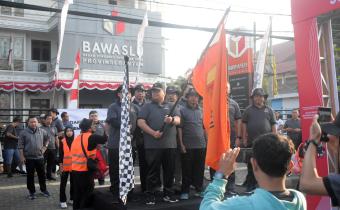 Bawaslu Tangsel ikuti Jalan Sehat Semarak Pengawasan Pilkada 2024