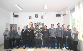 Ketua Bawaslu RI Kunjungi Bawaslu Tangsel, Tinjau Langsung Kinerja Pegawai CPNS, PPPK, dan PPNPNS