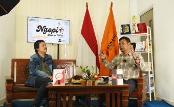 Bawaslu Kota Tangerang Selatan menggelar kegiatan Ngobrol Politik bersama masyarakat dengan mengangkat tema “Peran Politik Partai dalam Pendidikan Politik Kepemiluan”, pada Selasa, (13//1).