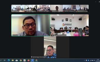 Kegiatan Halal Bi Halal bersama Bawaslu se-Provinsi Banten yang diselenggarakan secara virtual melalui Zoom Meeting. Kegiatan ini secara resmi dibuka oleh Ketua Bawaslu Republik Indonesia, Rahmat Bagja. Senin, (31/3).