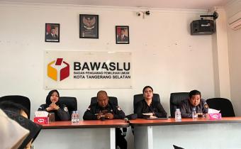 Tingkatkan Kapasitas Sumber Daya Manusia, Bawaslu Tangsel Laksanakan Briefing Rutin