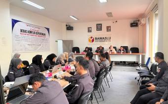 Terus Tingkatkan Kapasitas Sumber Daya Manusia, Bawaslu Kota Tangerang Selatan Laksanakan Briefing Rutin Pertama di Bulan Agustus 2026