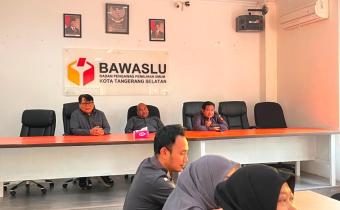 Bawaslu Tangsel Laksanakan Briefing Rutin, Ketua Ingatkan Jajaran tentang Warisan Kebaikan