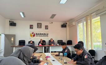 Ketua Bawaslu Tangsel Minta Staf Kaji UU 7 Tahun 2017 Menjelang Tahapan Pemilu